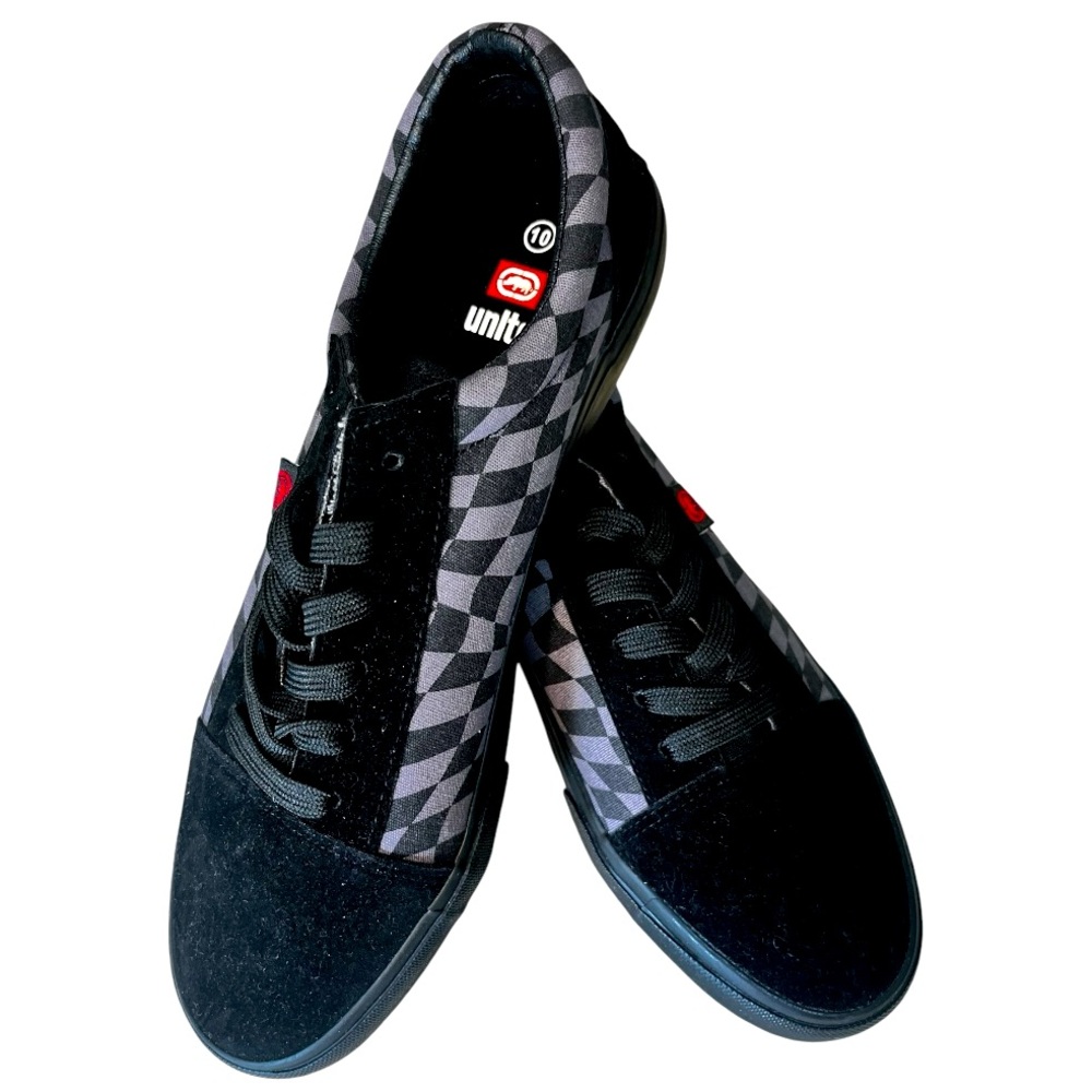 Ecko Unlimited Black and Gray Sneakers with Sporty Checkered Design